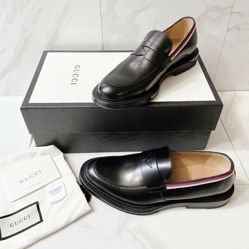 Gucci Loafer Sylvie Web stripe Black Leather